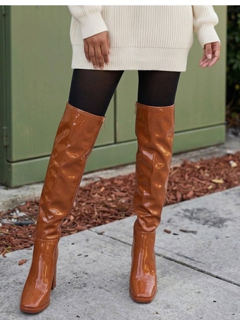 High-Gloss Brown Knee-High Boots With Block Heel Side Zipper And Square Toe Desi